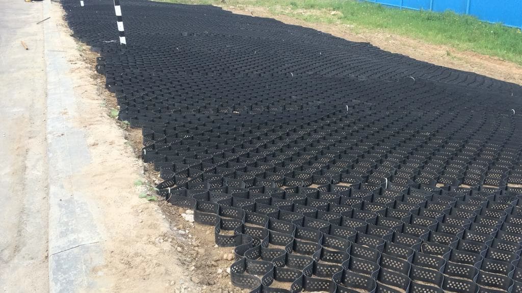 Озеленение территории завода в Калужской области